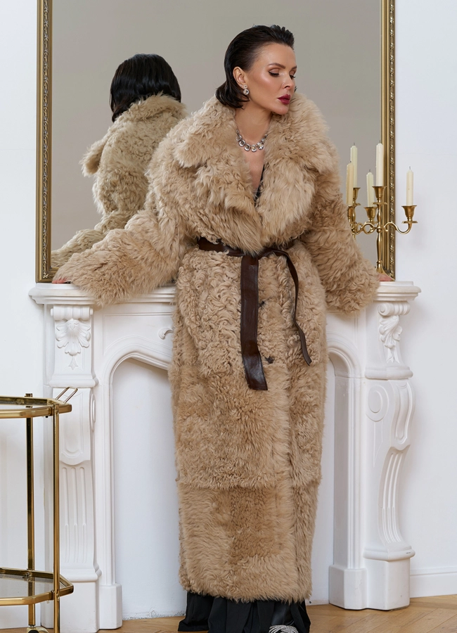 фото Женская двухсторонняя дубленка с декоративным поясом модель № 31620