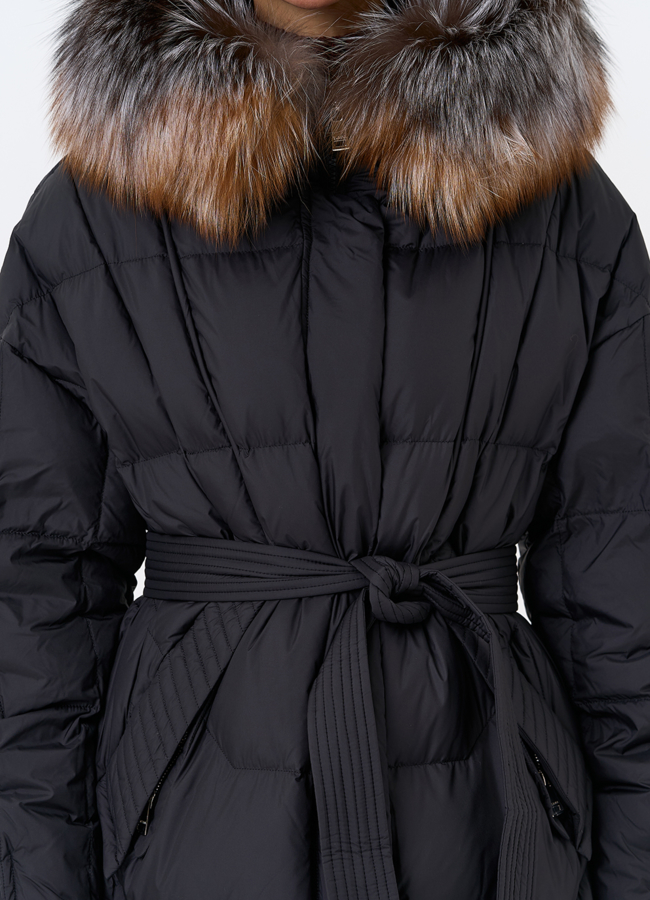 Женский пуховик с отделкой из меха блюфрост модель № 31798 универмаг малина