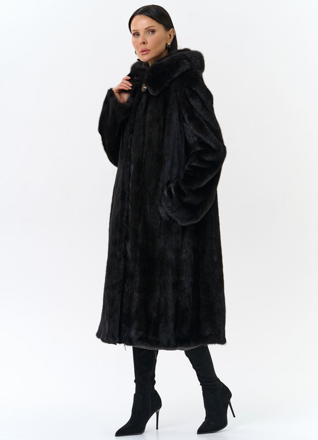 Шуба из норки в цвете махагон модель № 26126 в рассрочку