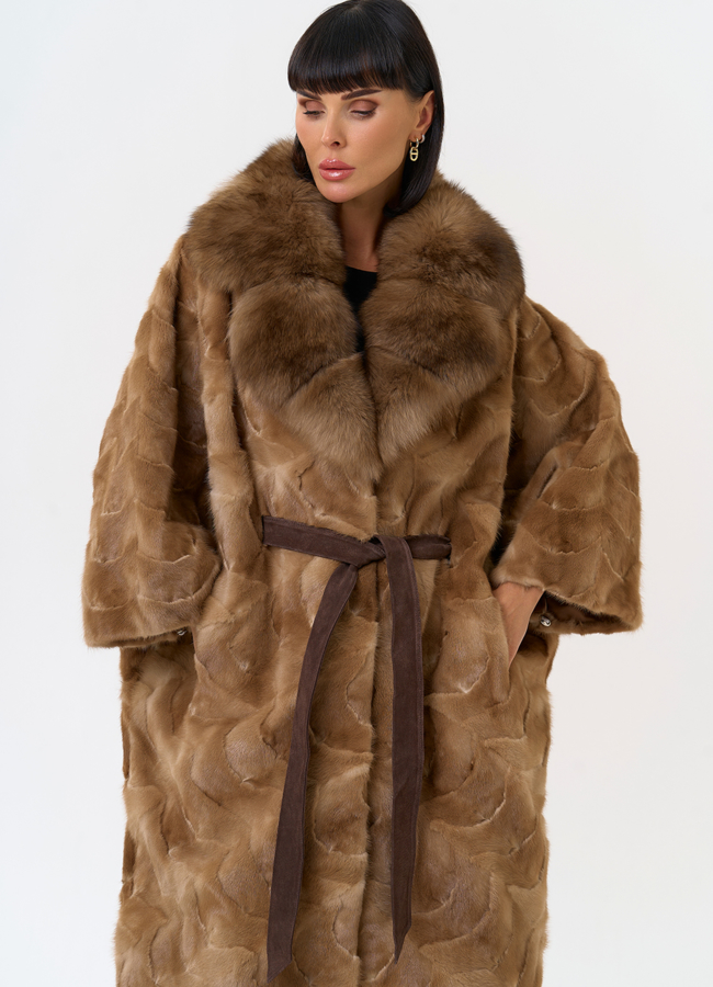 Женская шуба из меха норки с воротником их меха песца модель № 31492 универмаг малина