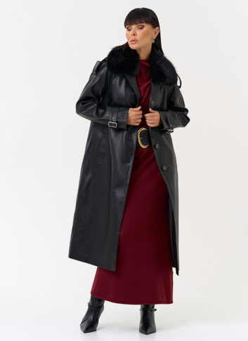 Женское утепленное пальто из экокожи с воротником из эко меха