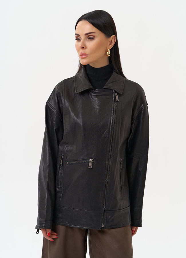 Женская косуха оверсайз черного цвета модель № 29989 в рассрочку