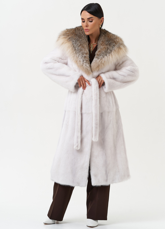 Женская шуба из меха норки с капюшоном из меха рыси модель № 29530 меха малина