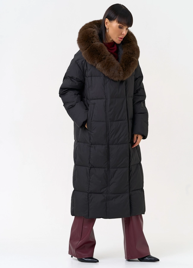 Женский пуховик черного цвета с капюшоном из меха песца модель № 31614 универмаг малина