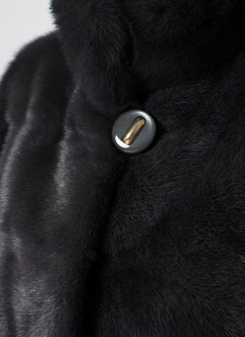 Куртка из норки в сером цвете