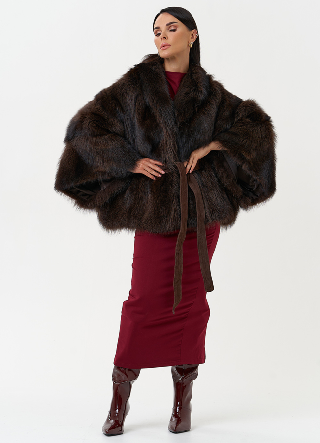Женская шуба из меха канадского енота модель № 31086 универмаг малина